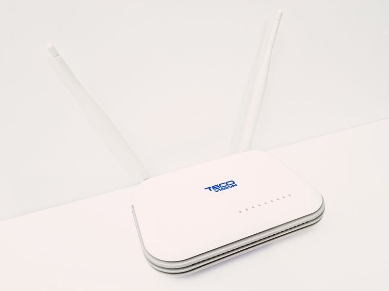 TECO Набор из 2 камер Wi-Fi, NVR Wi-Fi 3 Мегапикселя Цветной ночной микрофон KWF2CH3MP KWF2CH3MP фото